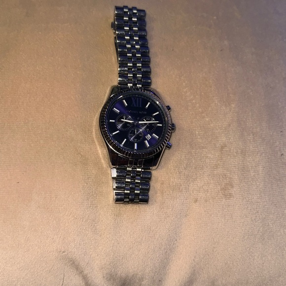 MICHAEL KORS - Picture 2 of 6